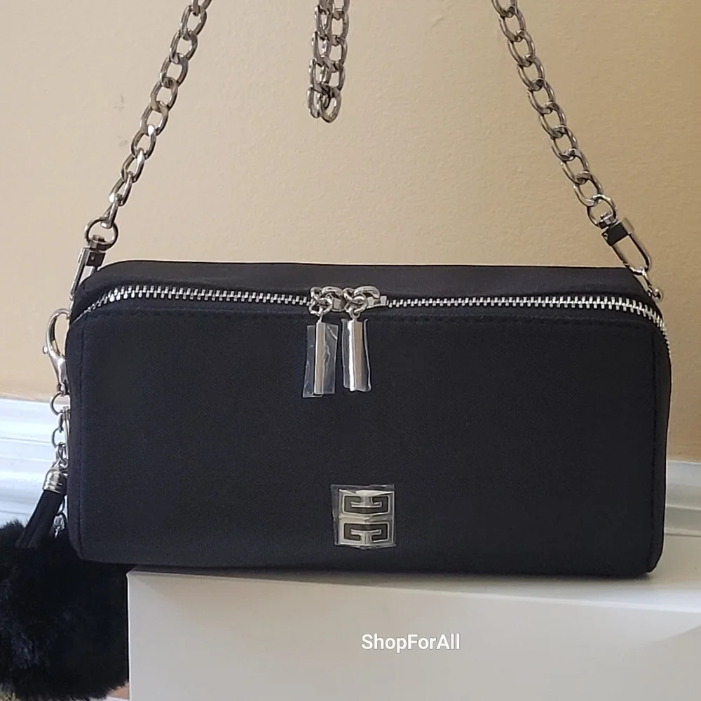 Givenchy - Picture 5 of 12